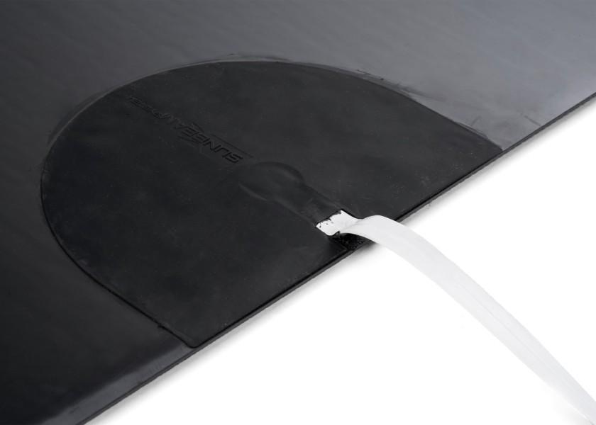 SUNBEAM Tough Black 55 – semi - fleksibelt solpanel 55 W (545 x 535 x 3 mm) - SejlStrøm